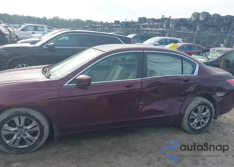 2011 Honda Accord 2.4 Lx-P из США, поврежденный, VIN 1HGCP2F47BA057082